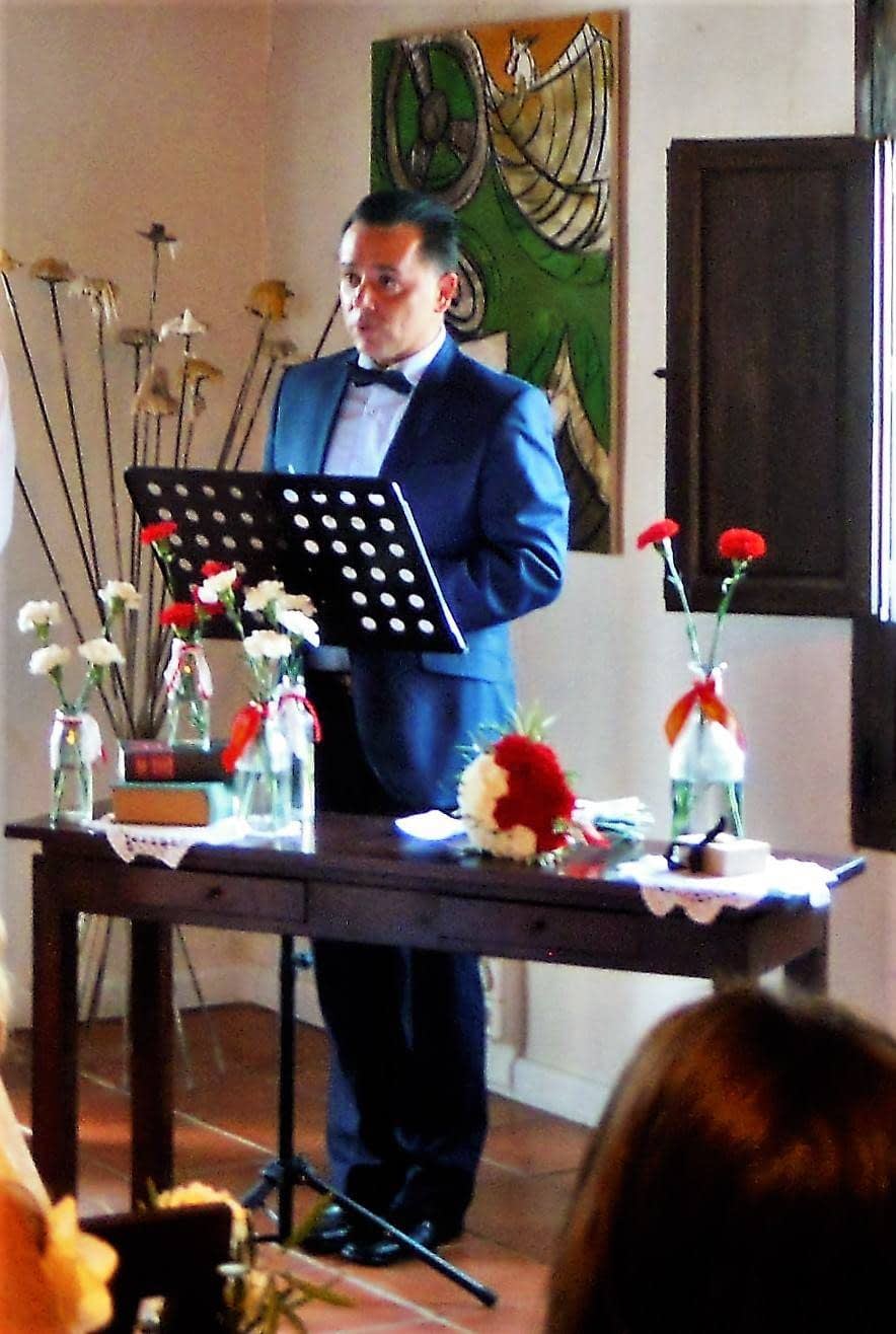 ESPECTÁCULOS TRAPISONDA - Maestro de Ceremonia