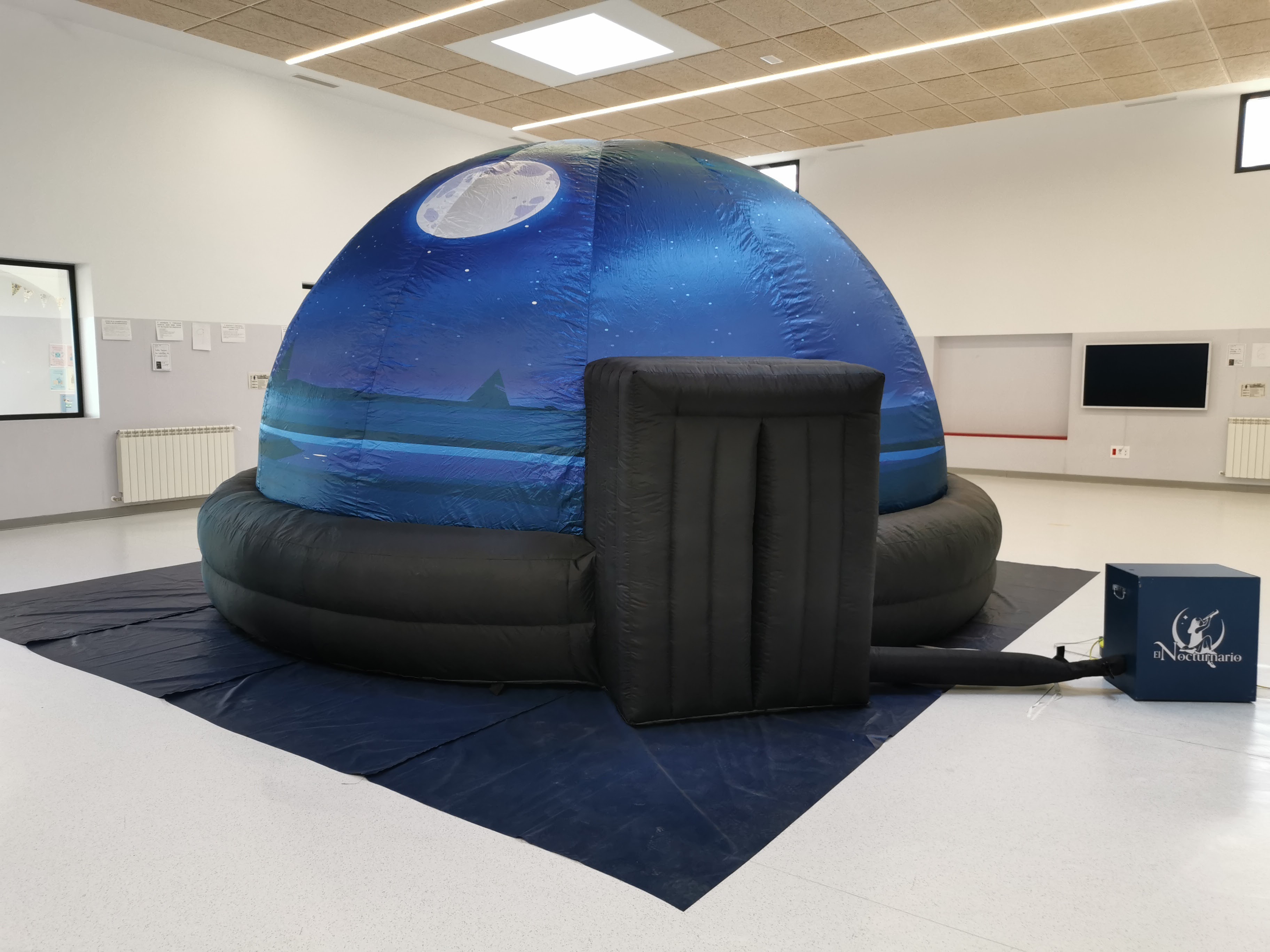 El Nocturnario - Planetario Movil