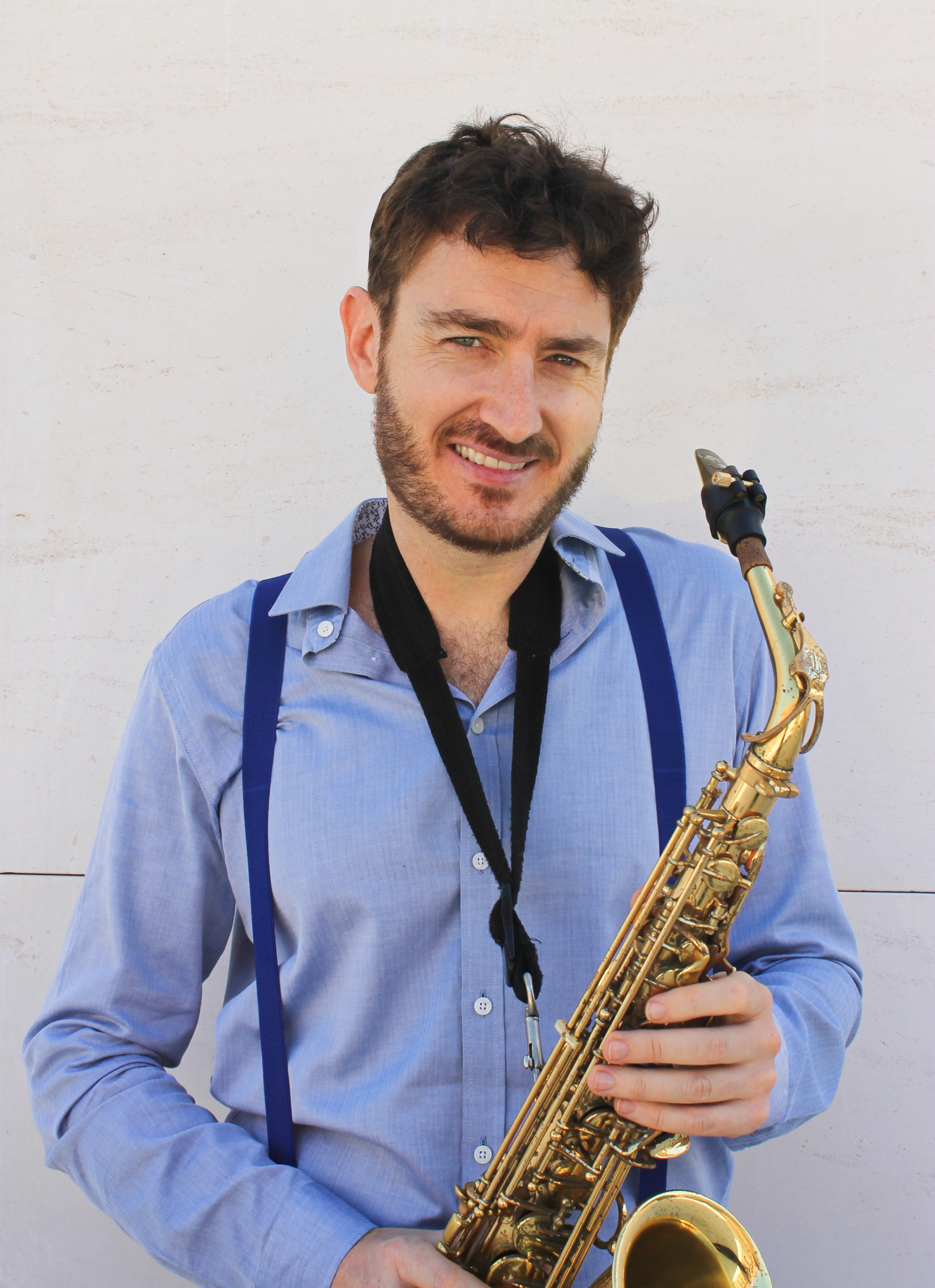 Escudero Sax - Musicos Instrumentales