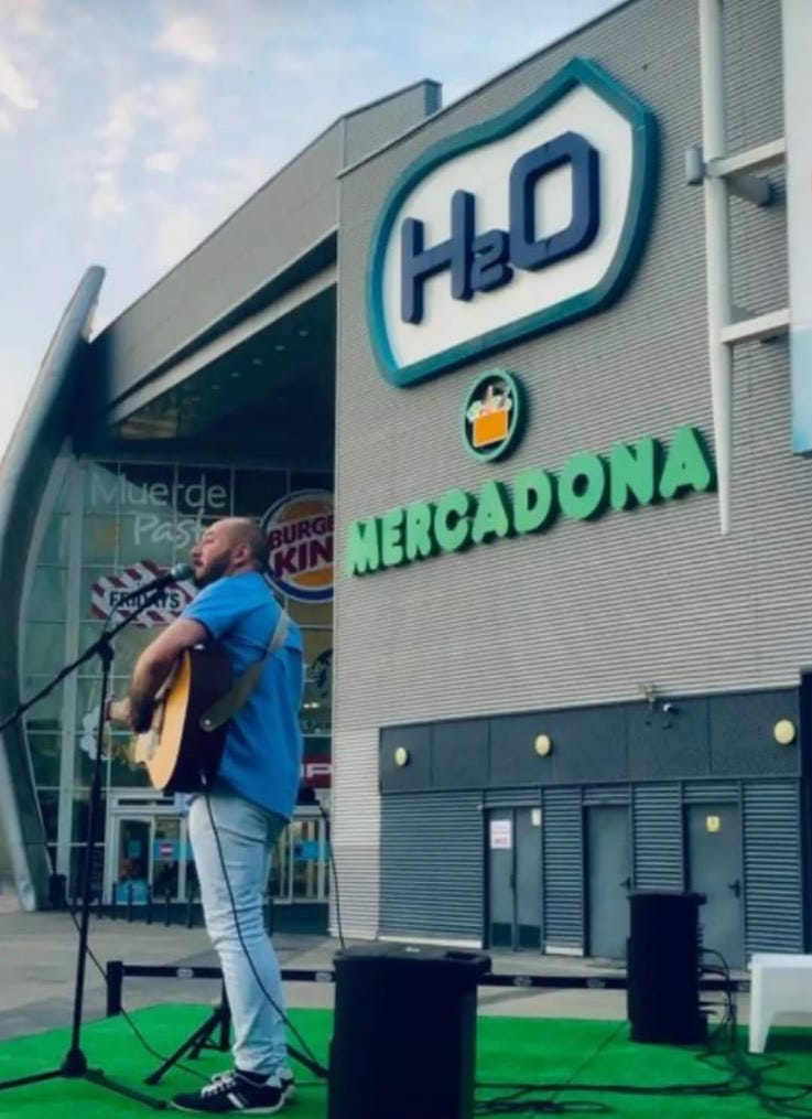 Solo Singer, Duo, Musical Group, Orchestra - David Hache - foto 13