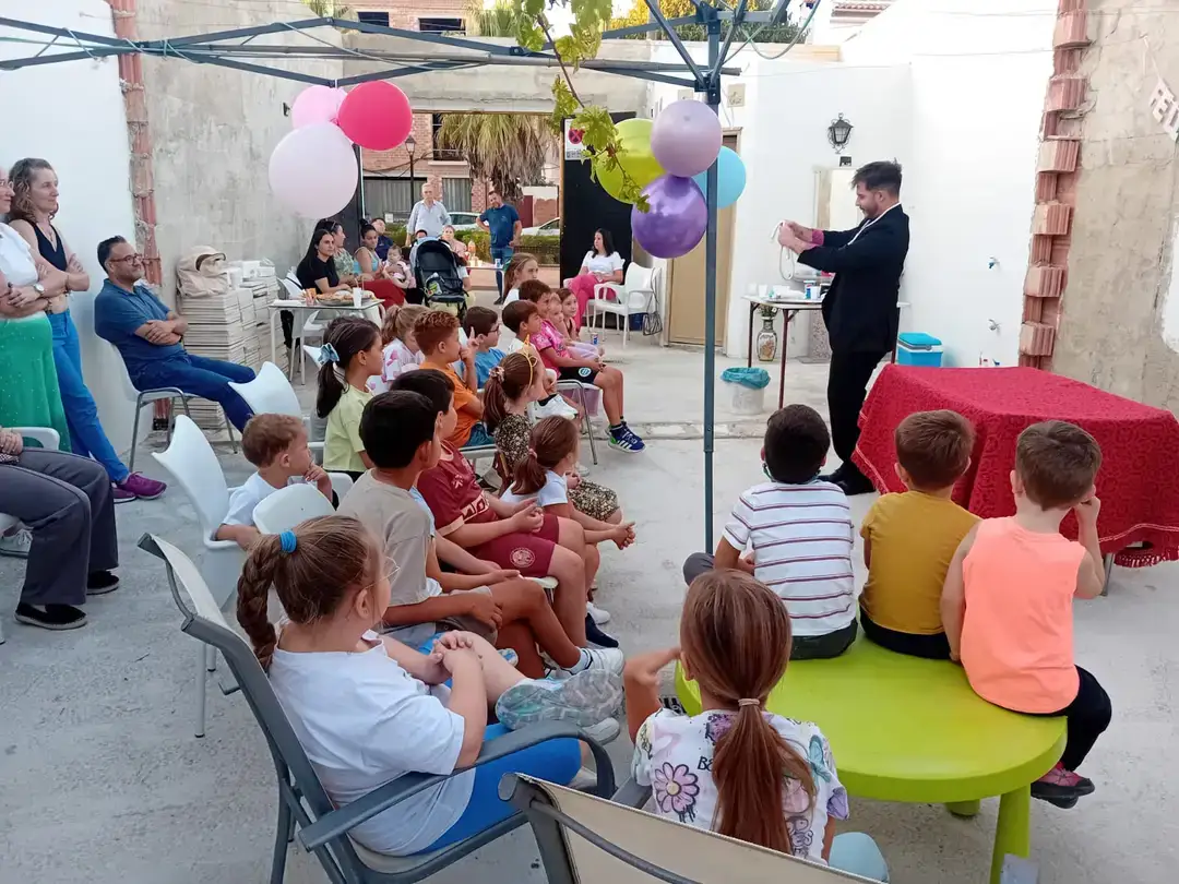 Mago Profesional para Eventos y Celebraciones 🪄